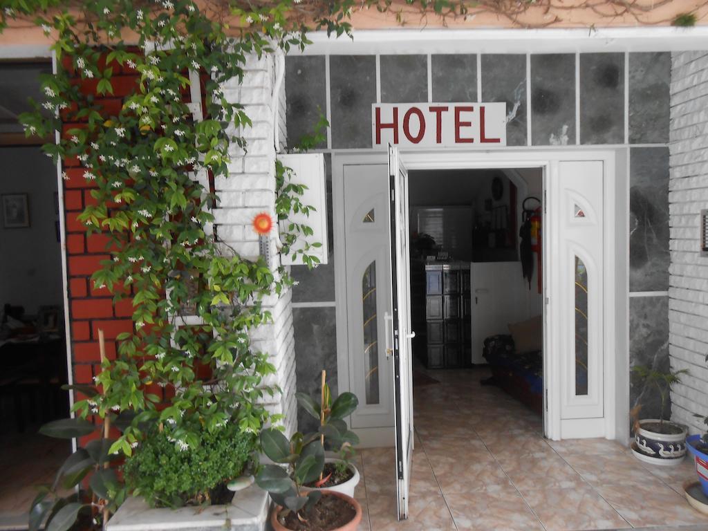 Hotel Germany Paralía Eksteriør bilde